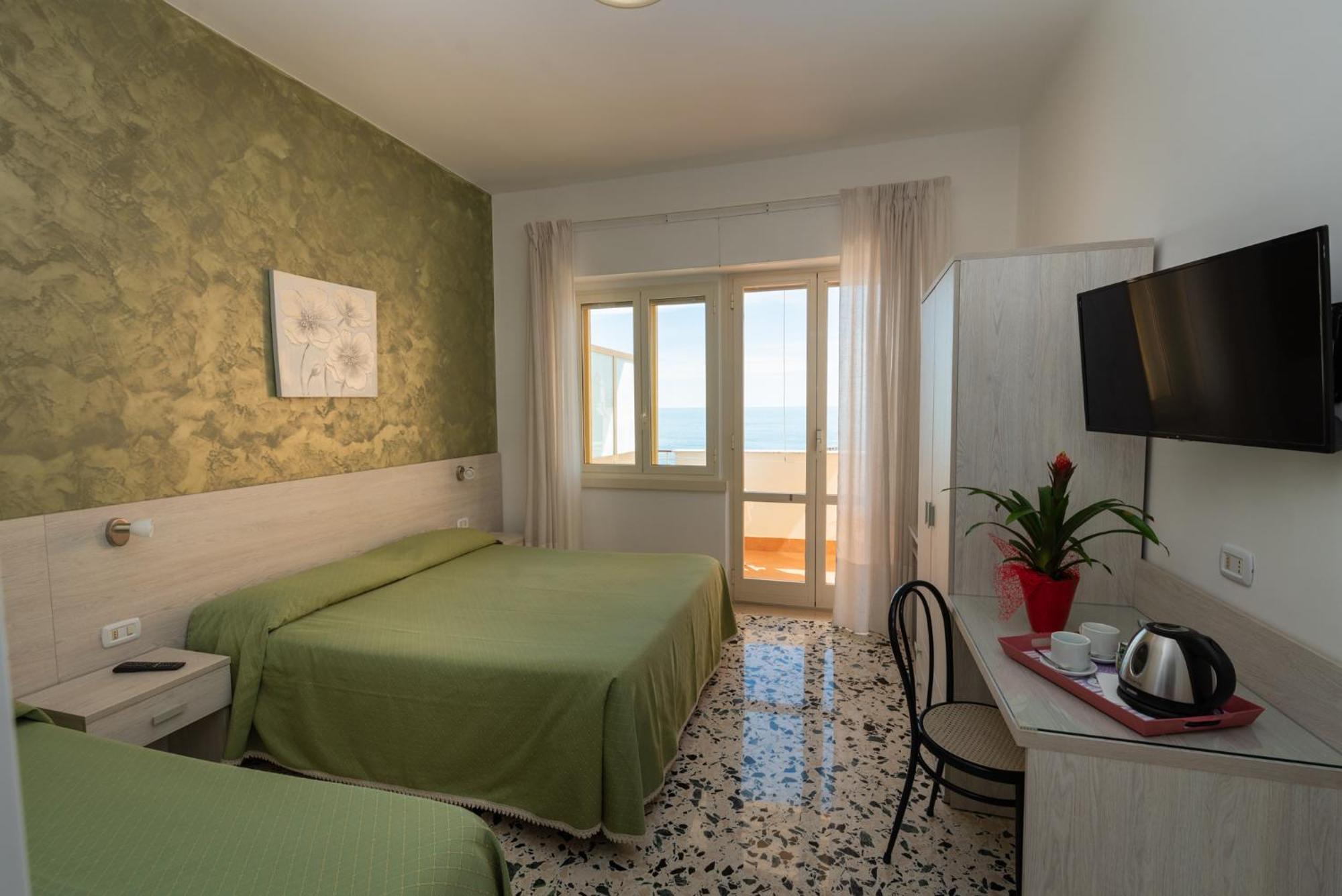 Hotel Baia Verde Майорі Екстер'єр фото